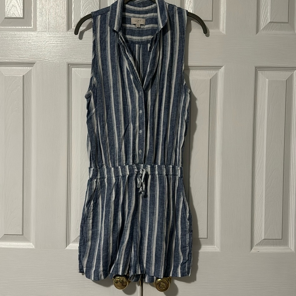 loft size 0 blue and white striped short romper